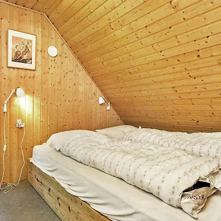 Holiday Home Esben * Блаванн